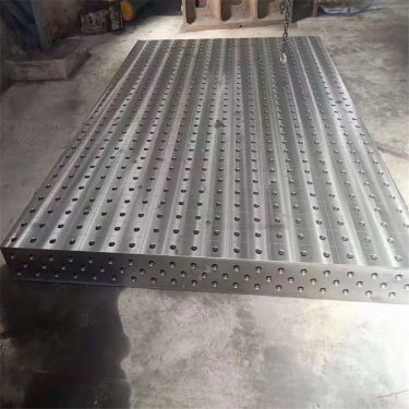 鑄鐵焊（hàn）接平台的做工精度及（jí）日常防護